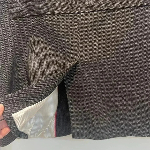 Red bridge Sports jacket designed in Italy in great condition! - Picture 8 of 10